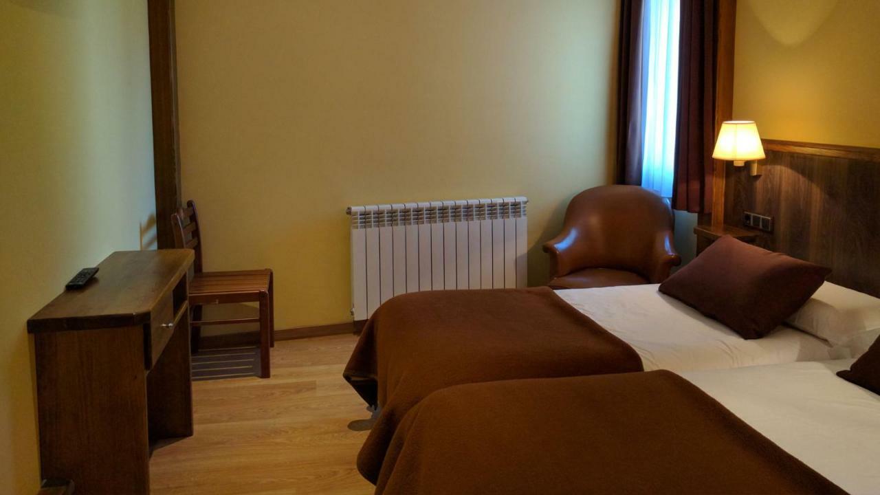 Hostal Talabart Les Eksteriør bilde