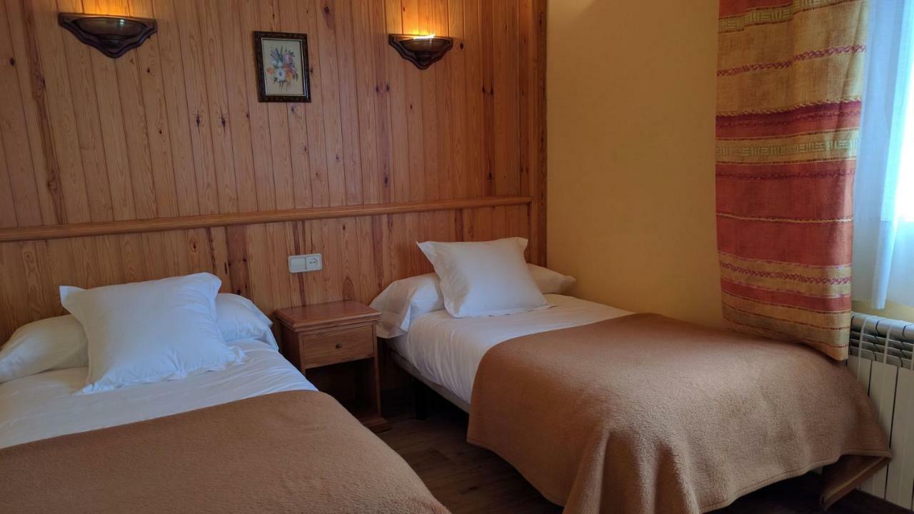 Hostal Talabart Les Eksteriør bilde